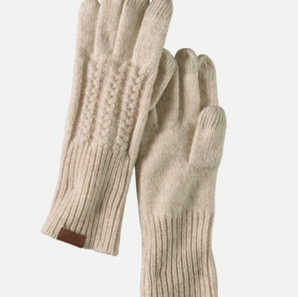 Pendleton Wool Hat and Gloves Cream - Picture 1 of 2